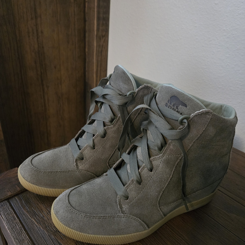 Sorel Out N'About Olive Green Wedge Bootie